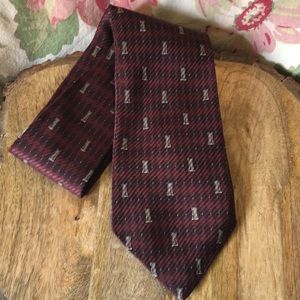 GEOFFREY BEENE 100% Silk Red Burgundy Diamond Column Pattern Texture Classic